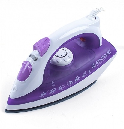 Утюг Endever SkySteam-713; 1800 Вт; керамика;