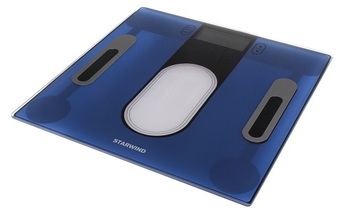 Весы напольные с анализатором StarWind SSP6050;